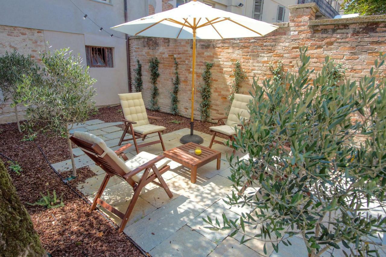 La Canonica - Charming Self-Catering Apartments In Nizza Monferrato Εξωτερικό φωτογραφία